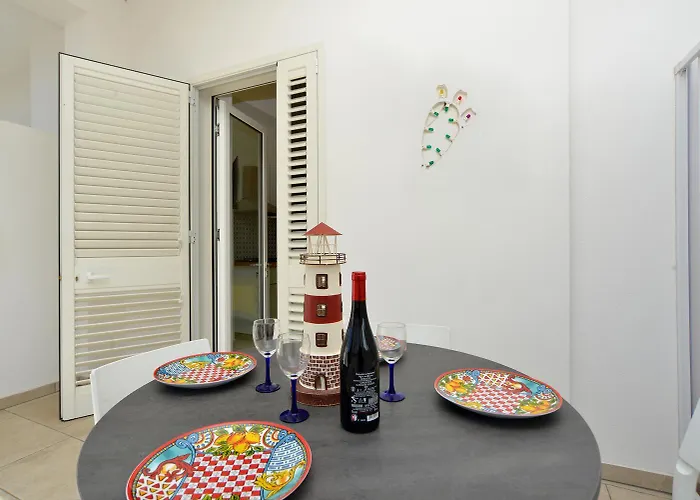 Le Luminarie ゲストハウス 3*